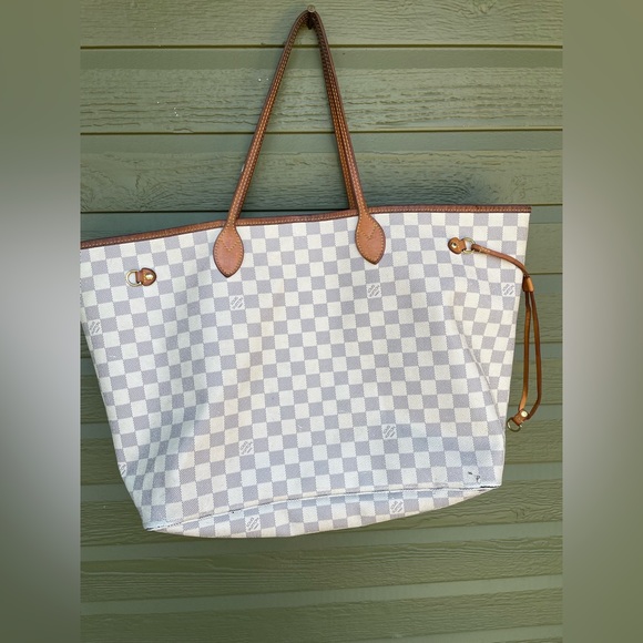 Handbags - Authenticated Louis Vuitton tote